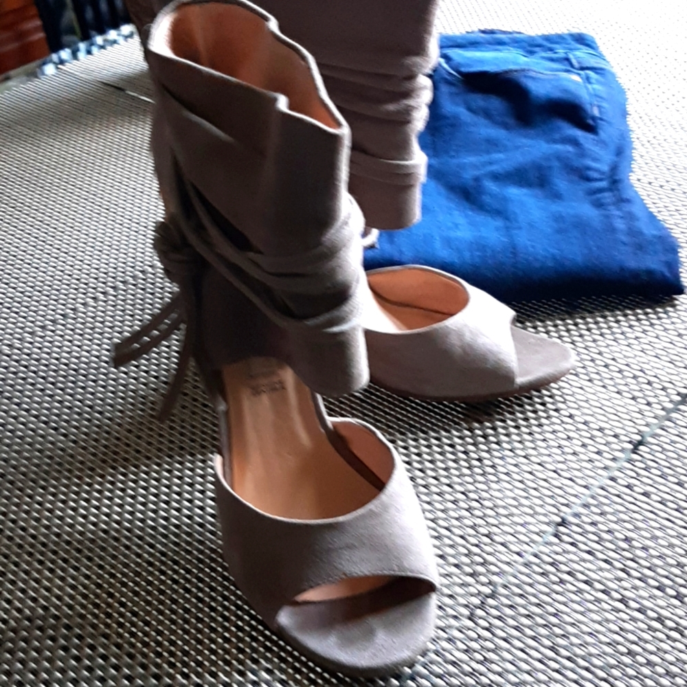 Kristin kavallari shoes.